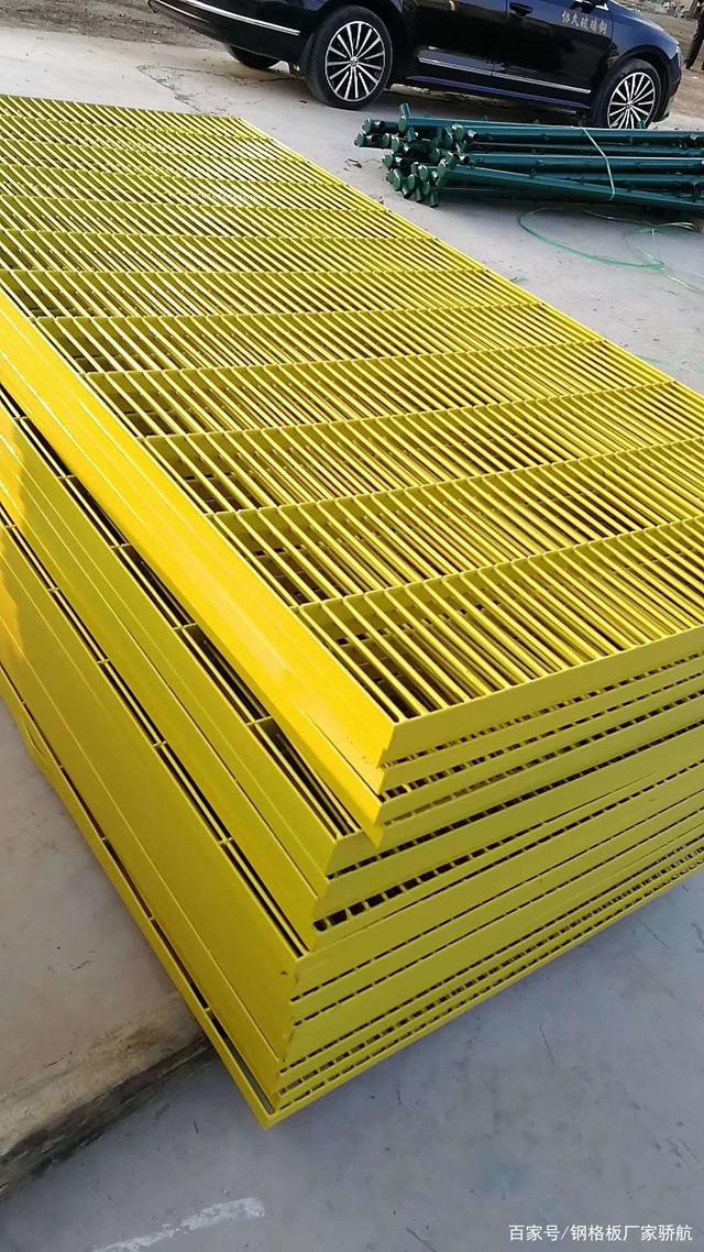 噴漆鋼格板與熱鍍鋅鋼格板的區別分析